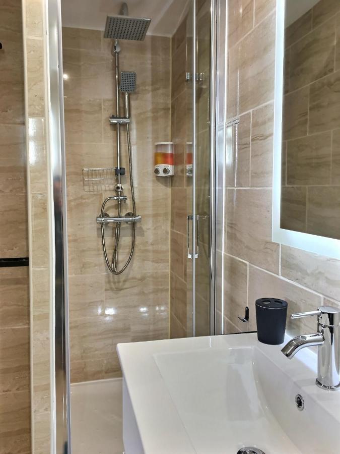 Bleu Lavande 1 - Appartement Cosy Ambiance Village Istres Luaran gambar